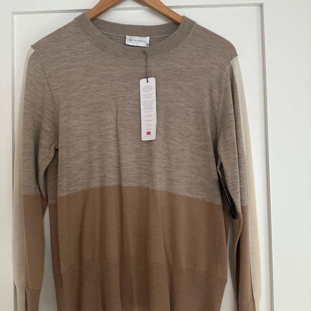 Cream and Tan Crew Neck Sweater with Color-Block Design